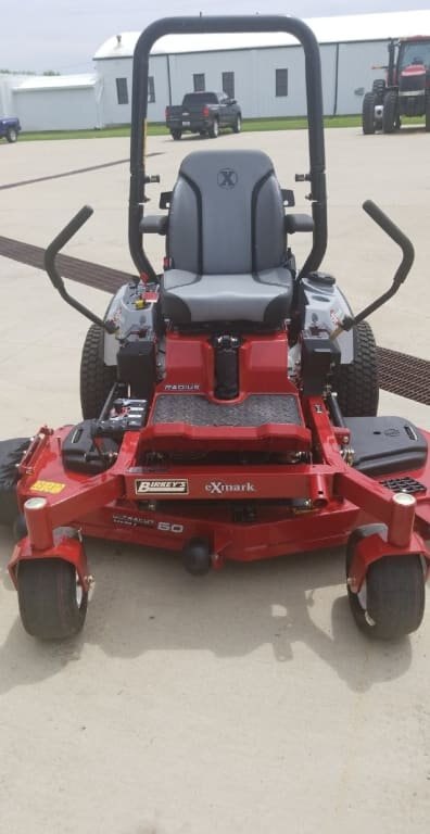 Radius S Series 22 HP* Kaw FX691 w/52 Ultracut Series 3 Deck, Suspension Seat