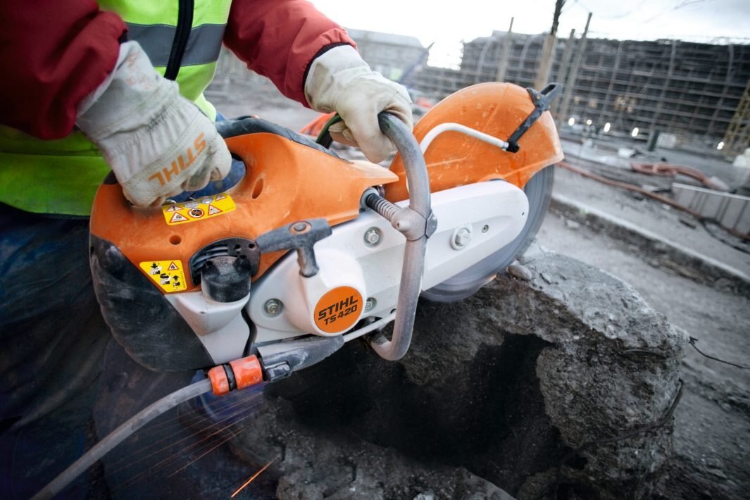 STIHL TS 420 CUT OFF SAW