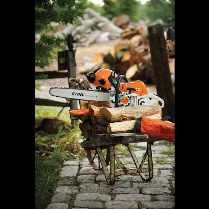 STIHL MS 311 CHAINSAW W/20 B & C