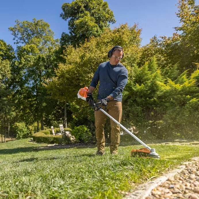 STIHL FS 70 TRIMMER W/LOOP HANDLE