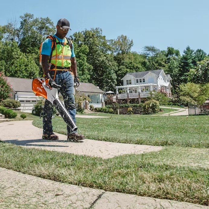 STIHL BGA 200 PRO LITHIUM ION BLOWER