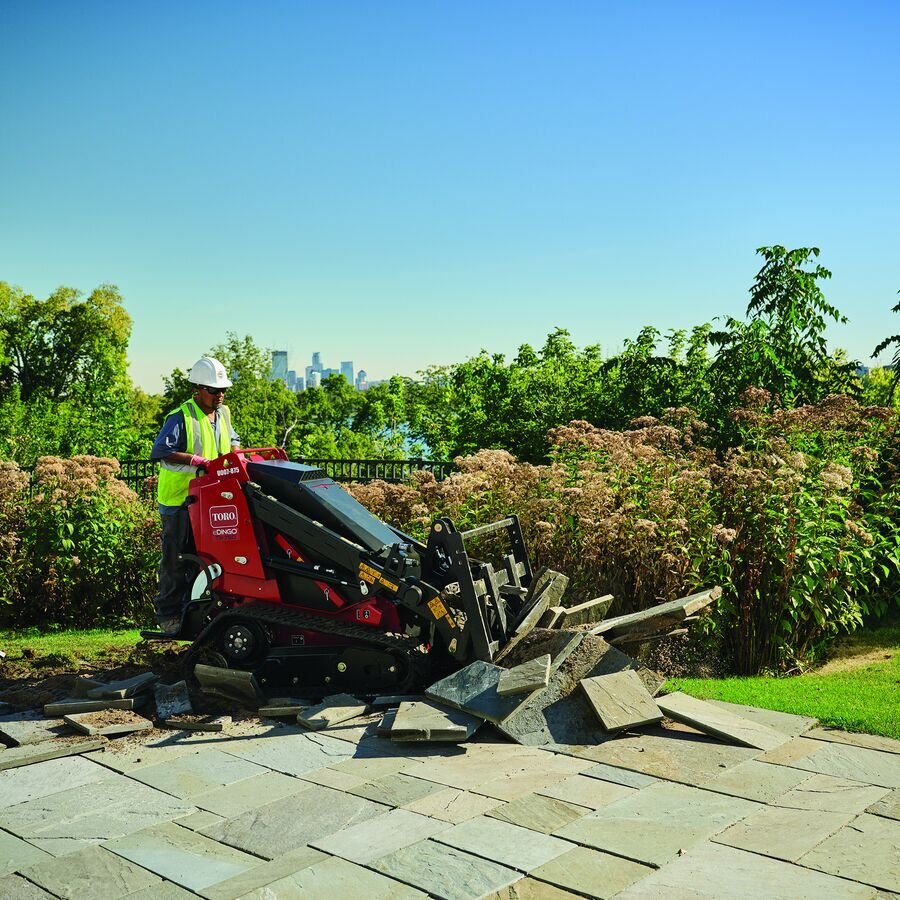 Toro eDingo® TX 750 Electric Track Loader, Wide