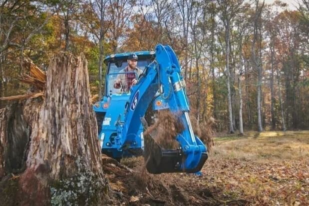 LS Tractor LB1105 BACKHOES