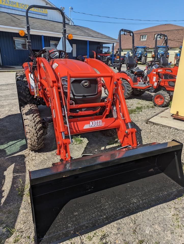 Case IH Farmall 120N