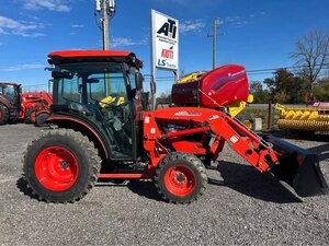 Kioti DK4720SE HST Cab