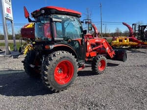 Kioti DK4720SE HST Cab