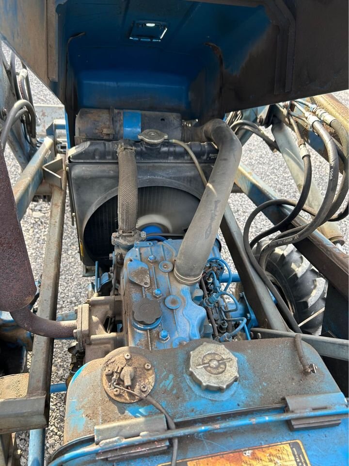 1986 Ford 1710 W/ Blower+Chains