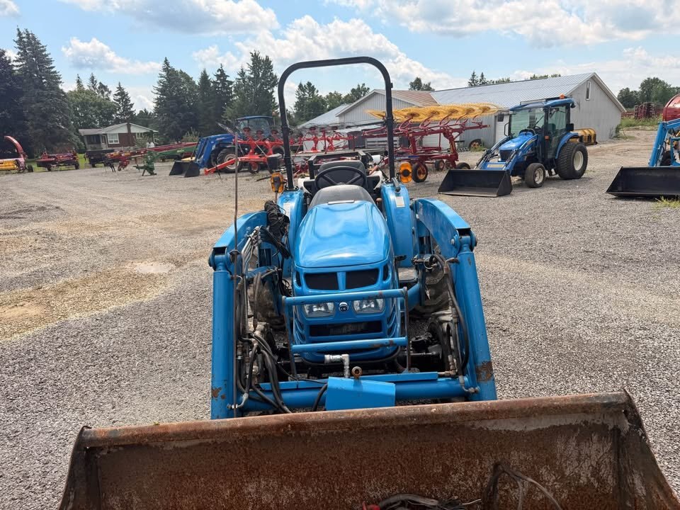 2022 LS MT225HE