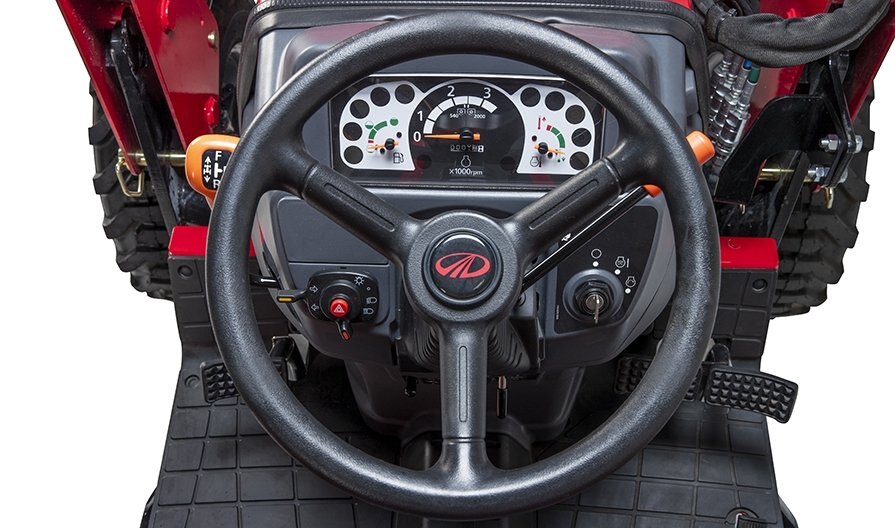 Mahindra 1626 HST OS w/loader and industrial tires