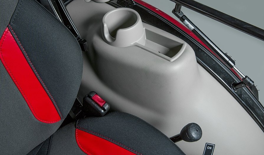 Mahindra 2638 HST Cab