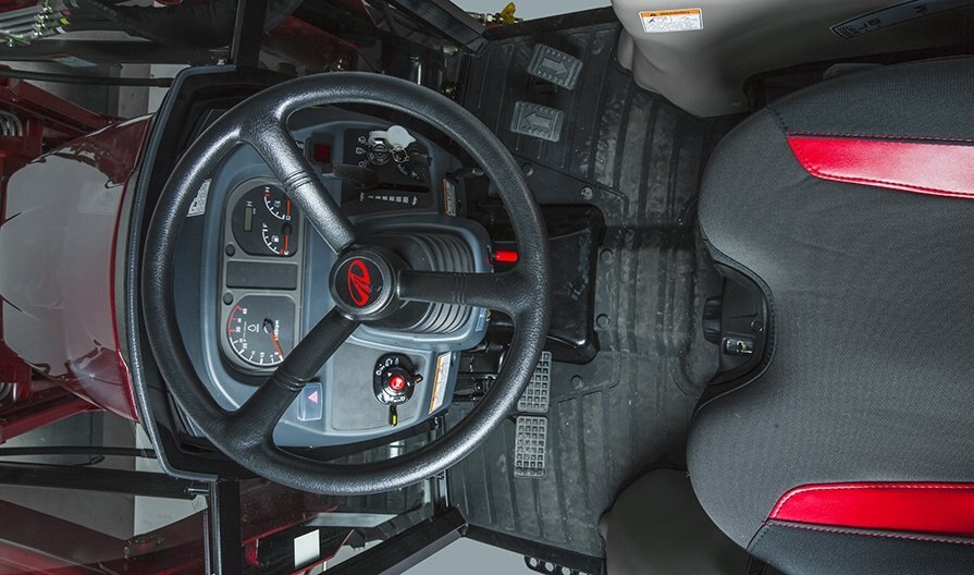 Mahindra 2638 HST Cab