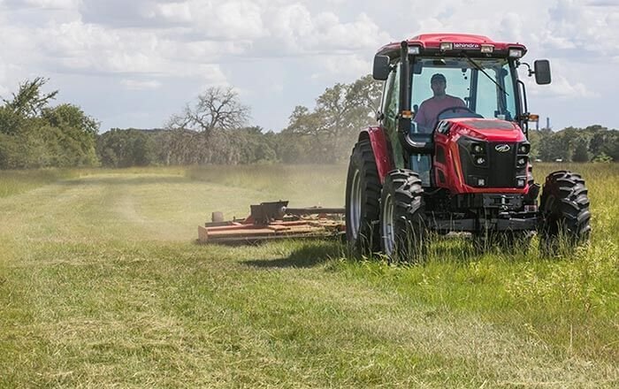 Mahindra 8090 4WD Cab