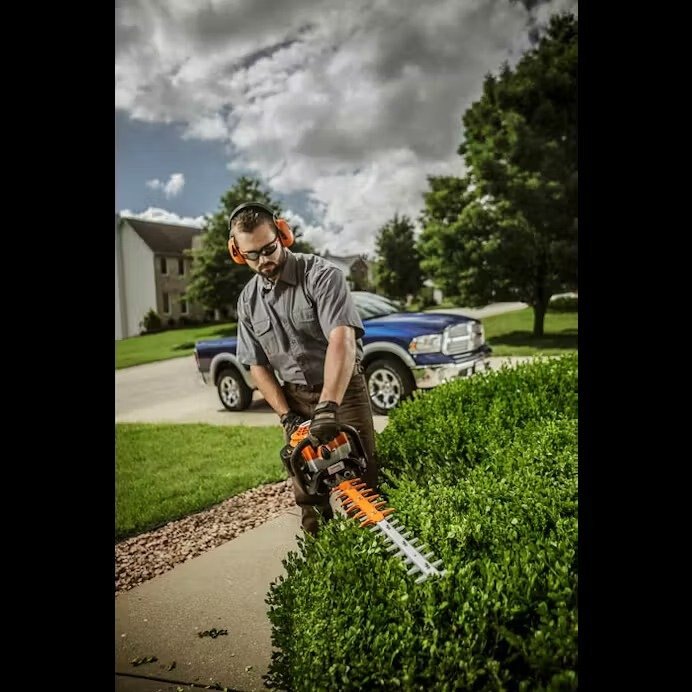 STIHL HS 82 R