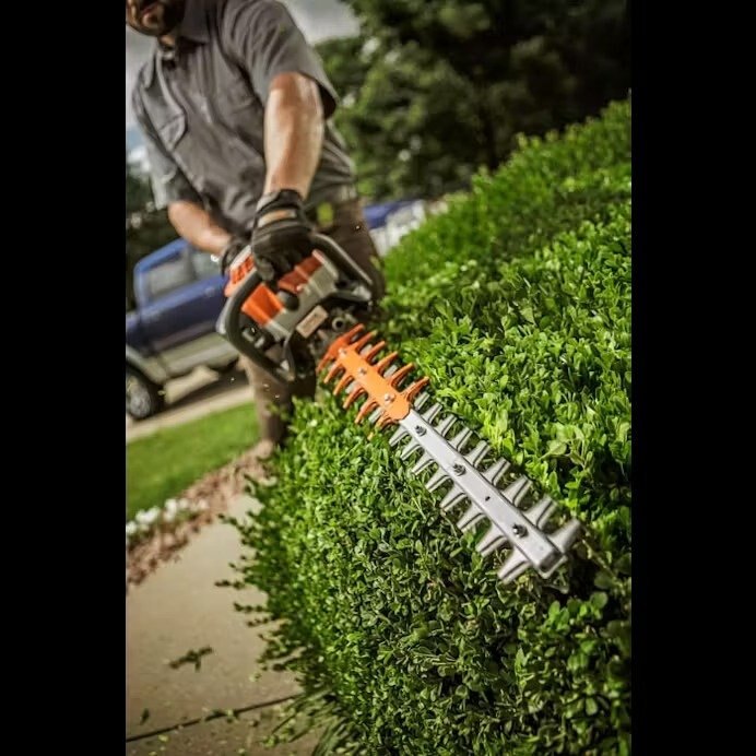 STIHL HS 82 R