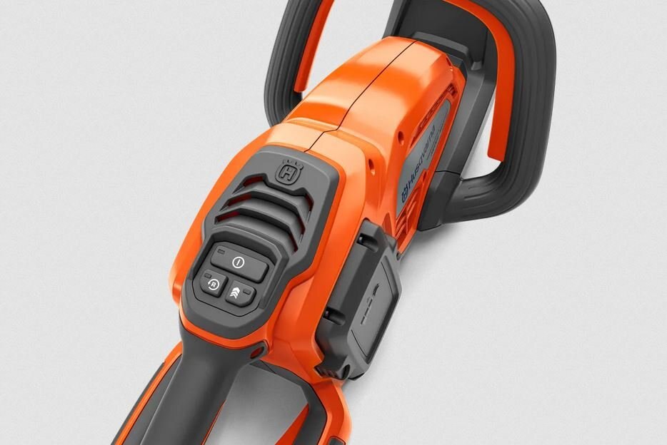 Husqvarna Hedge Master 320iHD60 (battery and charger included)