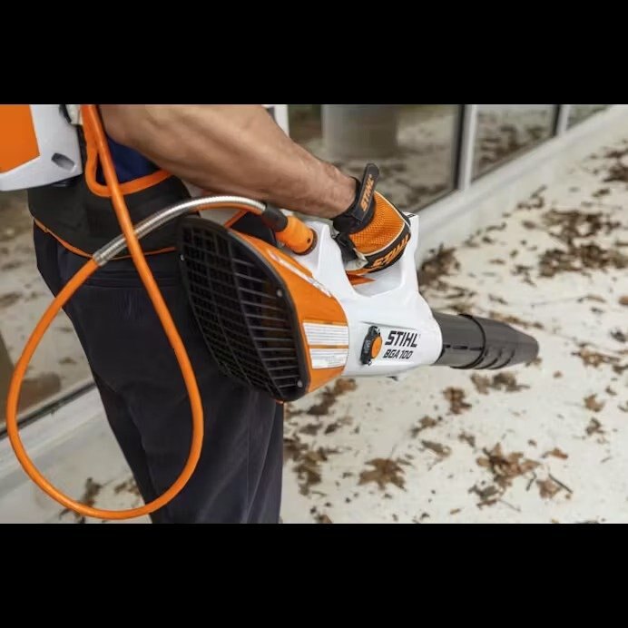 STIHL BGA 100