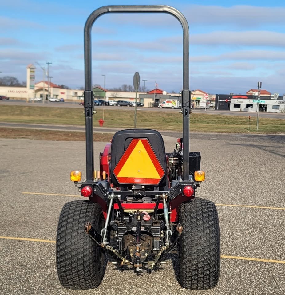 Mahindra eMax 25s HST USED