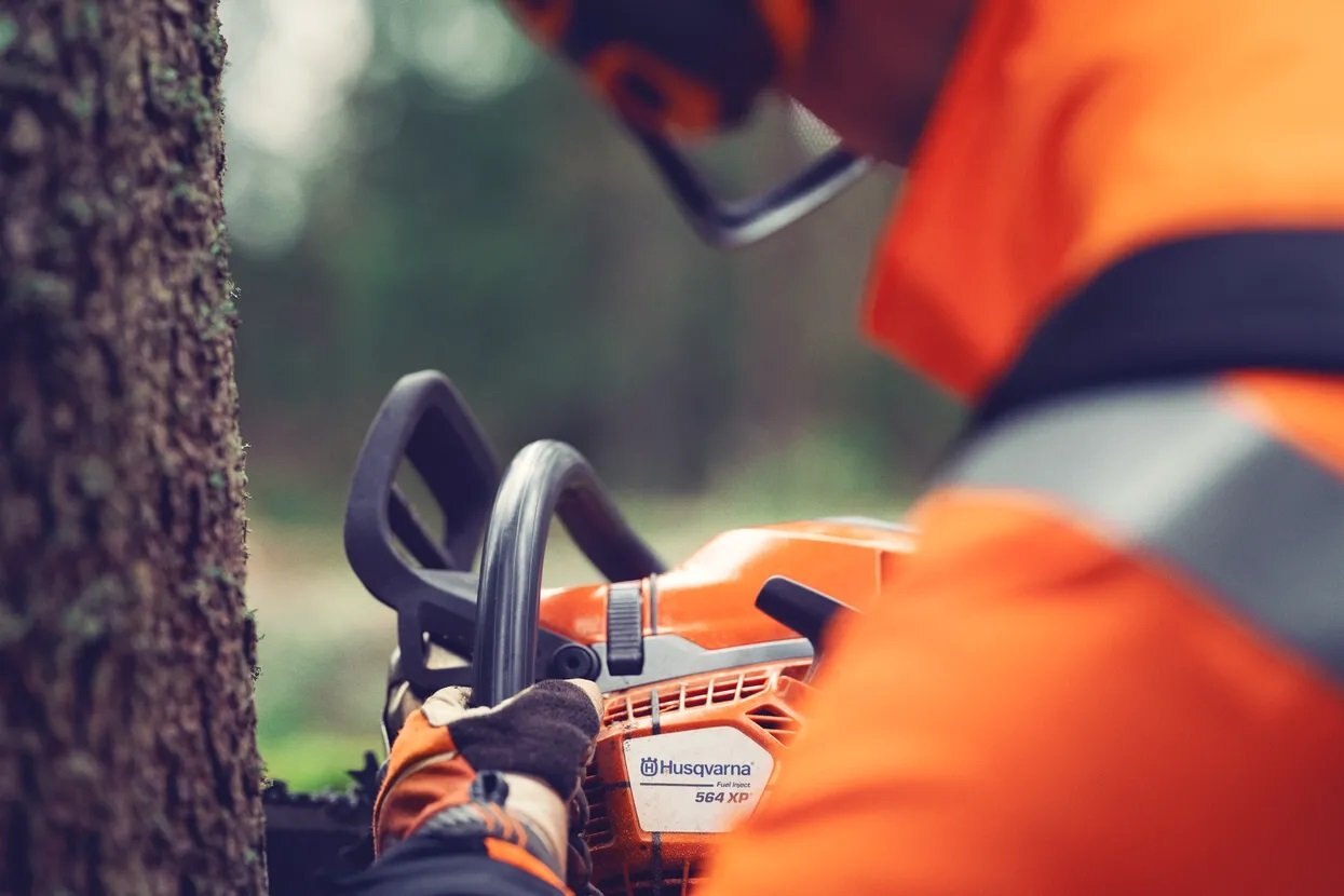HUSQVARNA 564 XP® G Fuel Injected 24 in