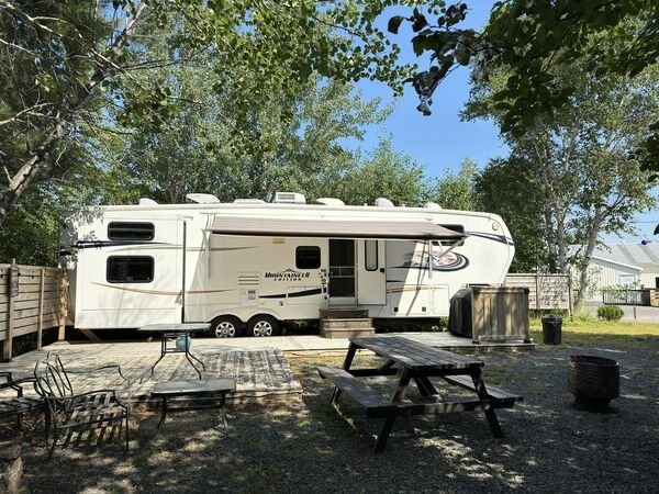 2013 Montana Moutaineer 345DBQ