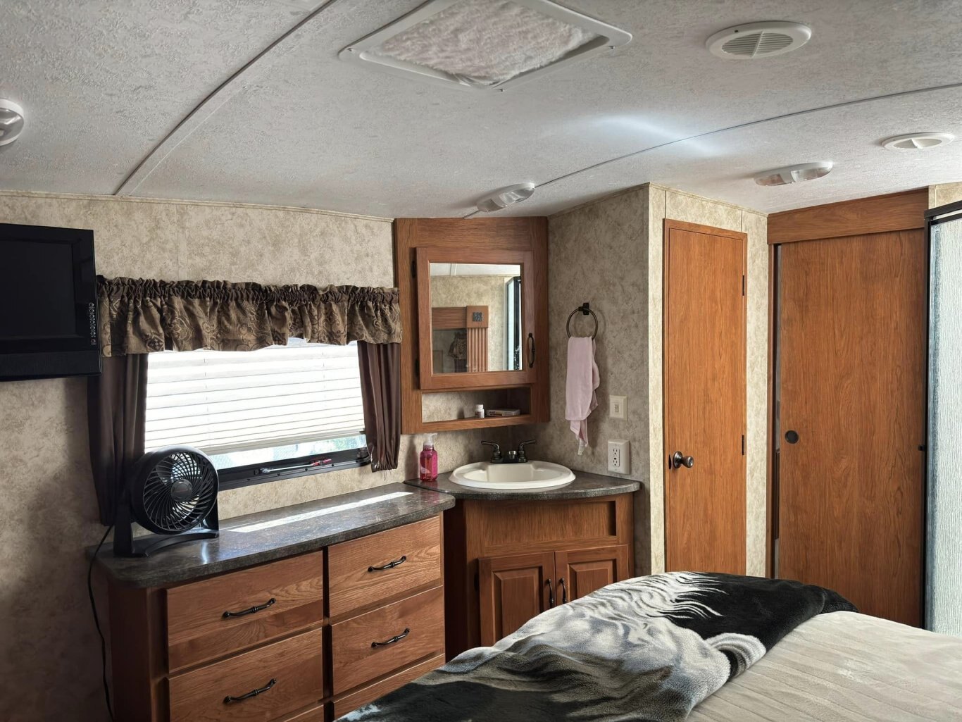 2013 Montana Moutaineer 345DBQ