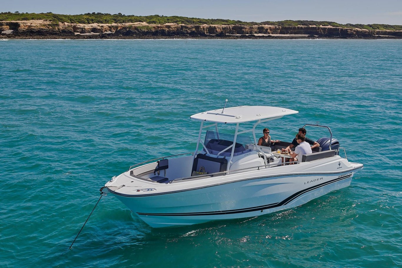 Jeanneau LEADER 7.5 CC SERIES 3 with Yamaha 300 and Venture Trailer