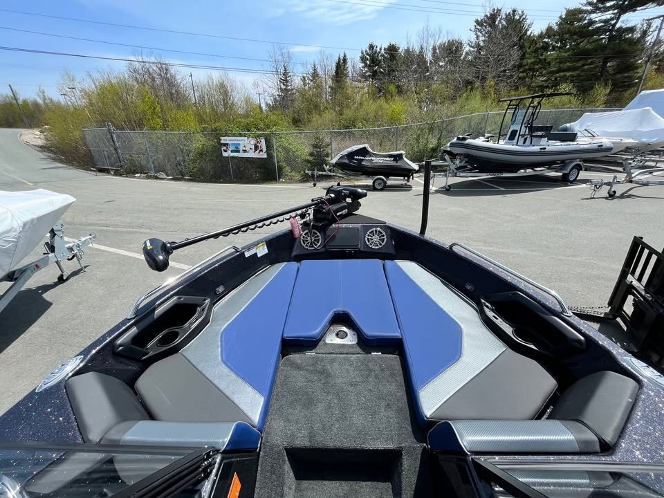 Skeeter Solera 189 with Yamaha VMAX 200 and Custom Trailer
