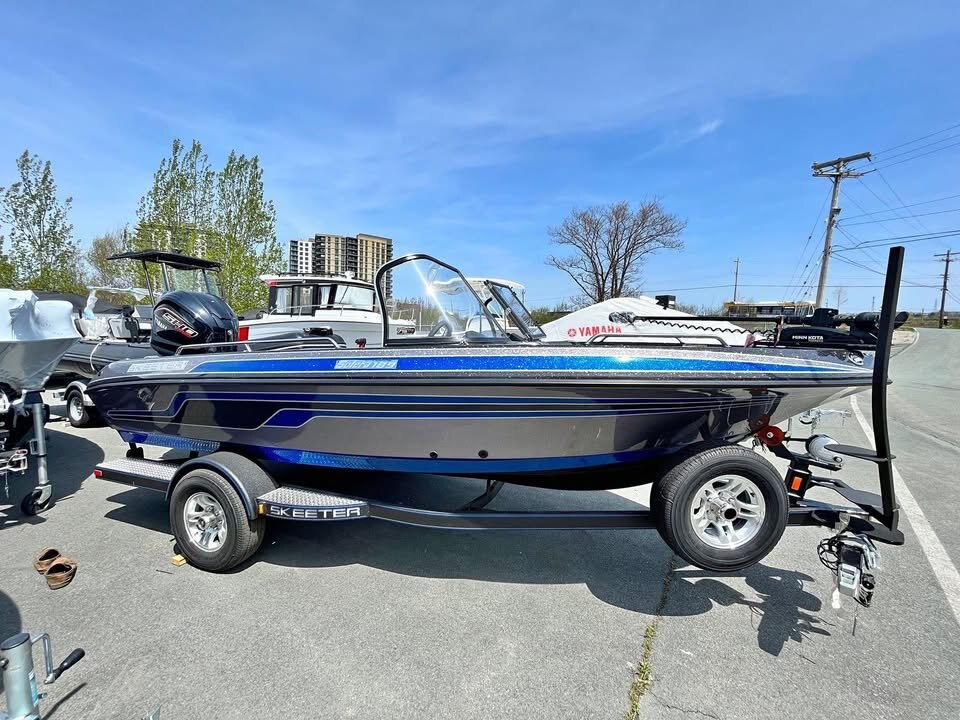 Skeeter Solera 189 with Yamaha VMAX 200 and Custom Trailer