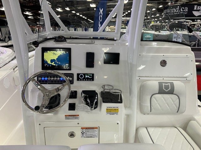 2024 SEAFOX 248 SIDE CONSOLE