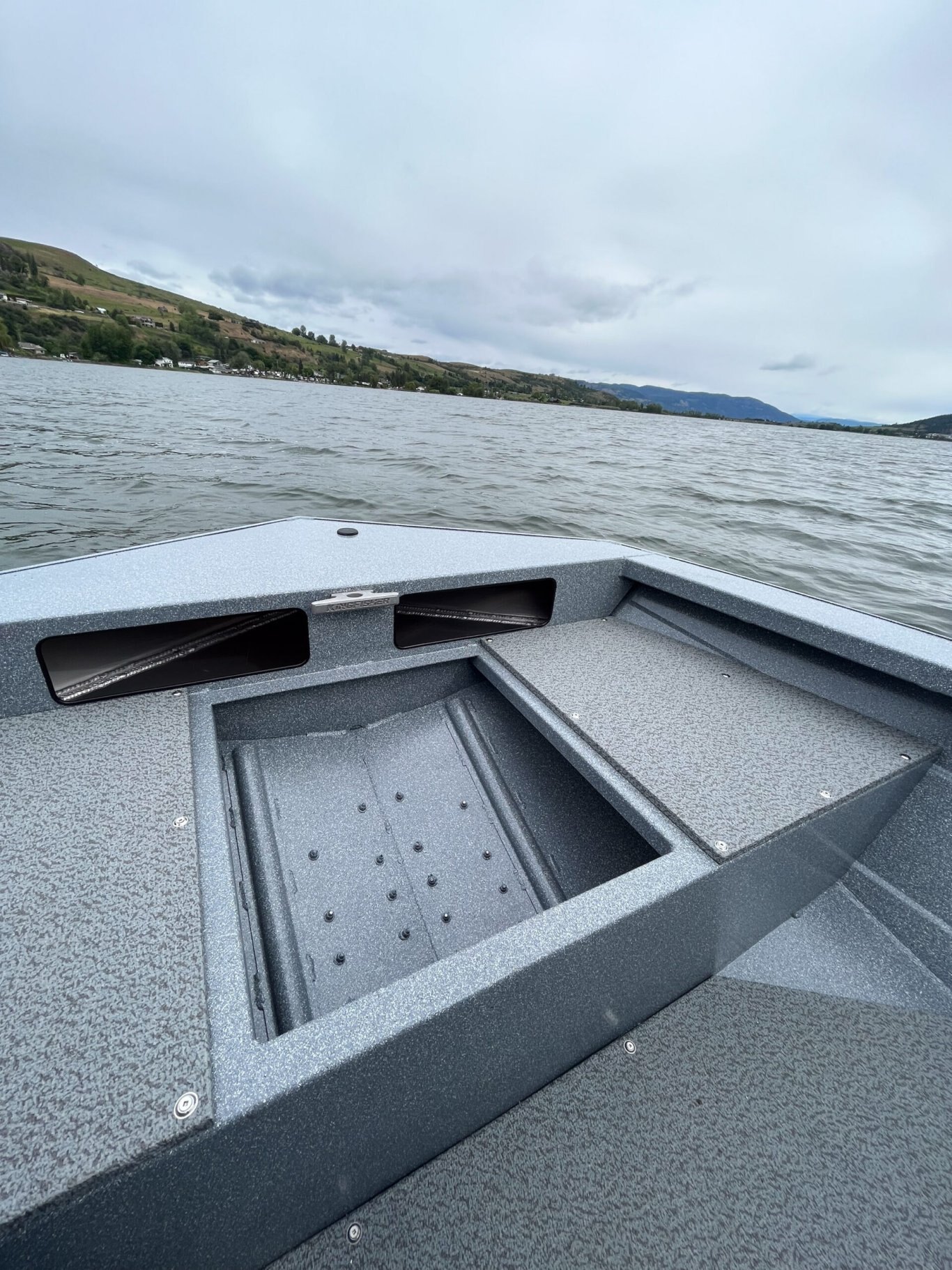 2025 KingFisher 2175 Extreme Shallow 6.2L River Jet