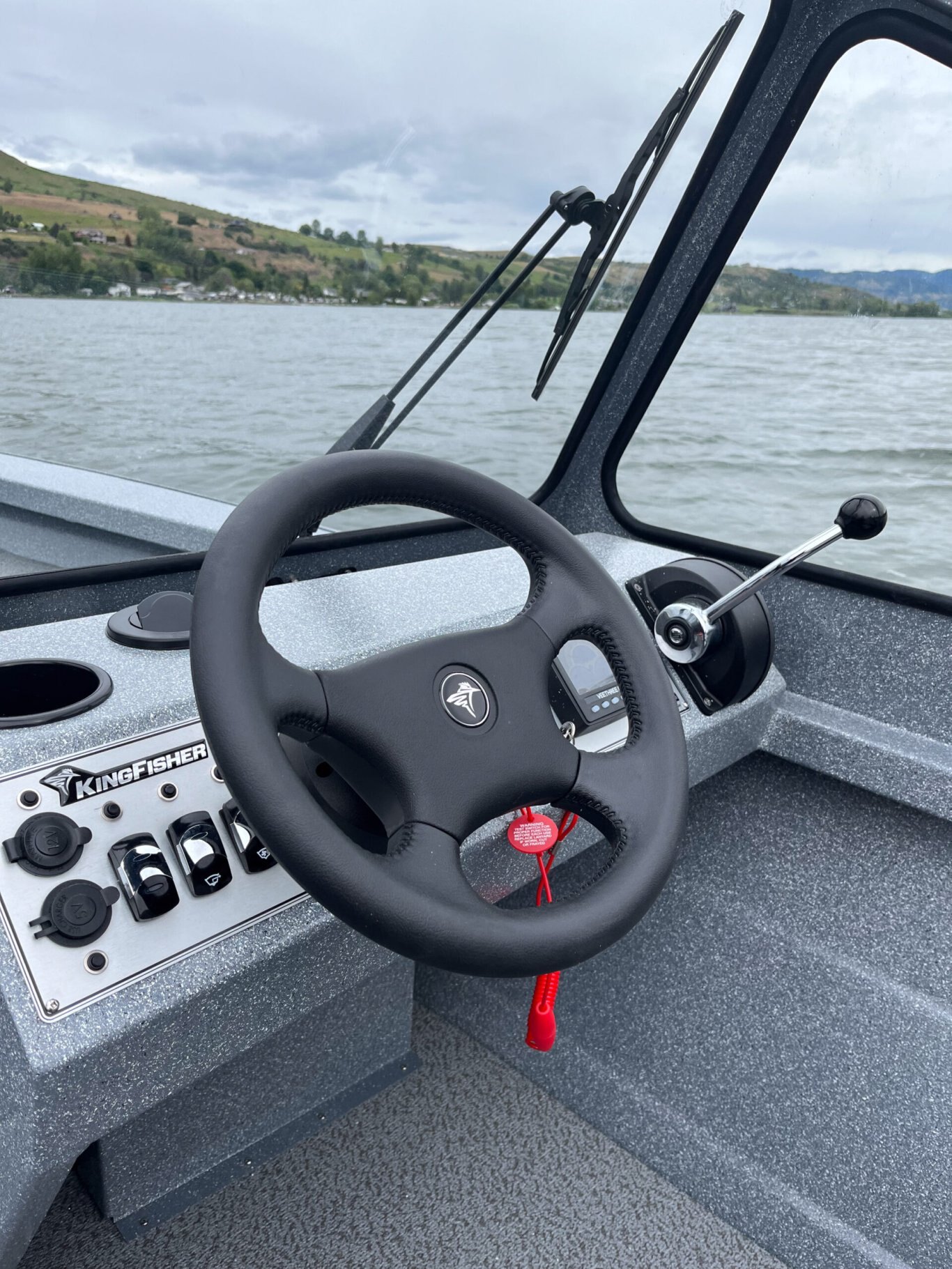 2025 KingFisher 2175 Extreme Shallow 6.2L River Jet