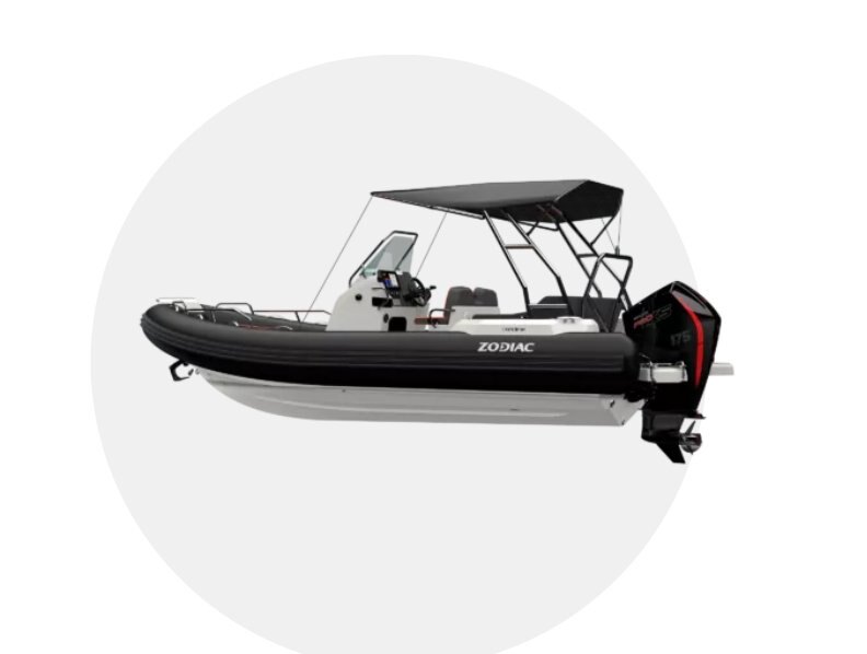 Zodiac MEDLINE 6.8 Black/White with Yamaha 250 and Load Rite trailer