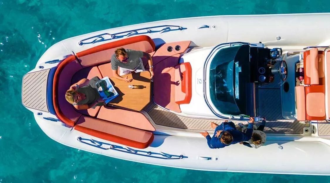 Zodiac Medline 9 engine options up to 700 HP