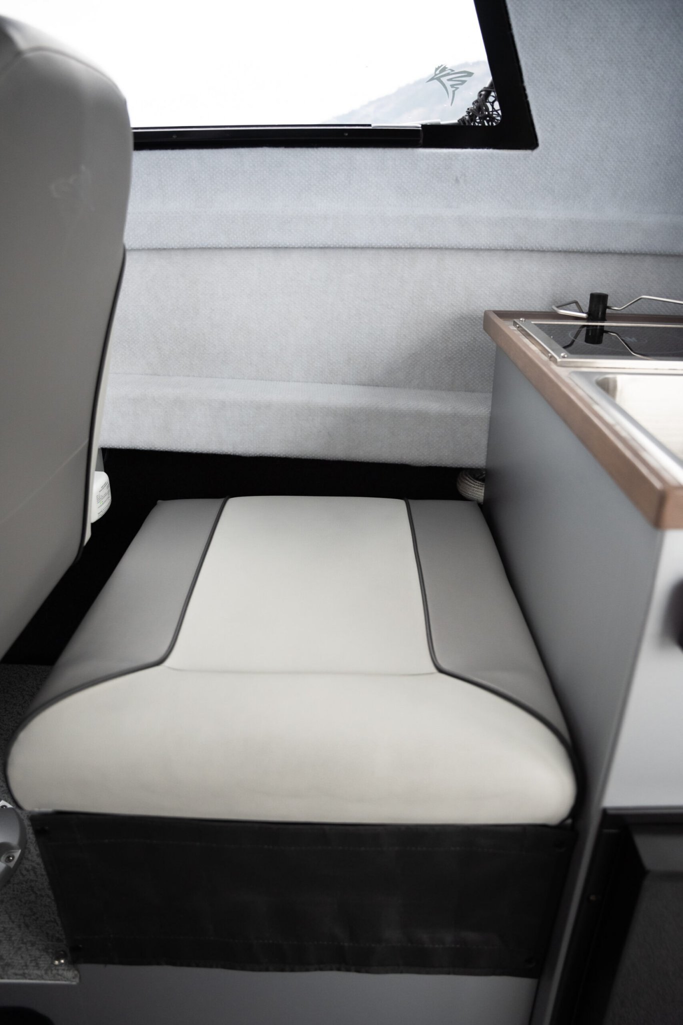 KingFisher 25 XAC with Twin F150XCB