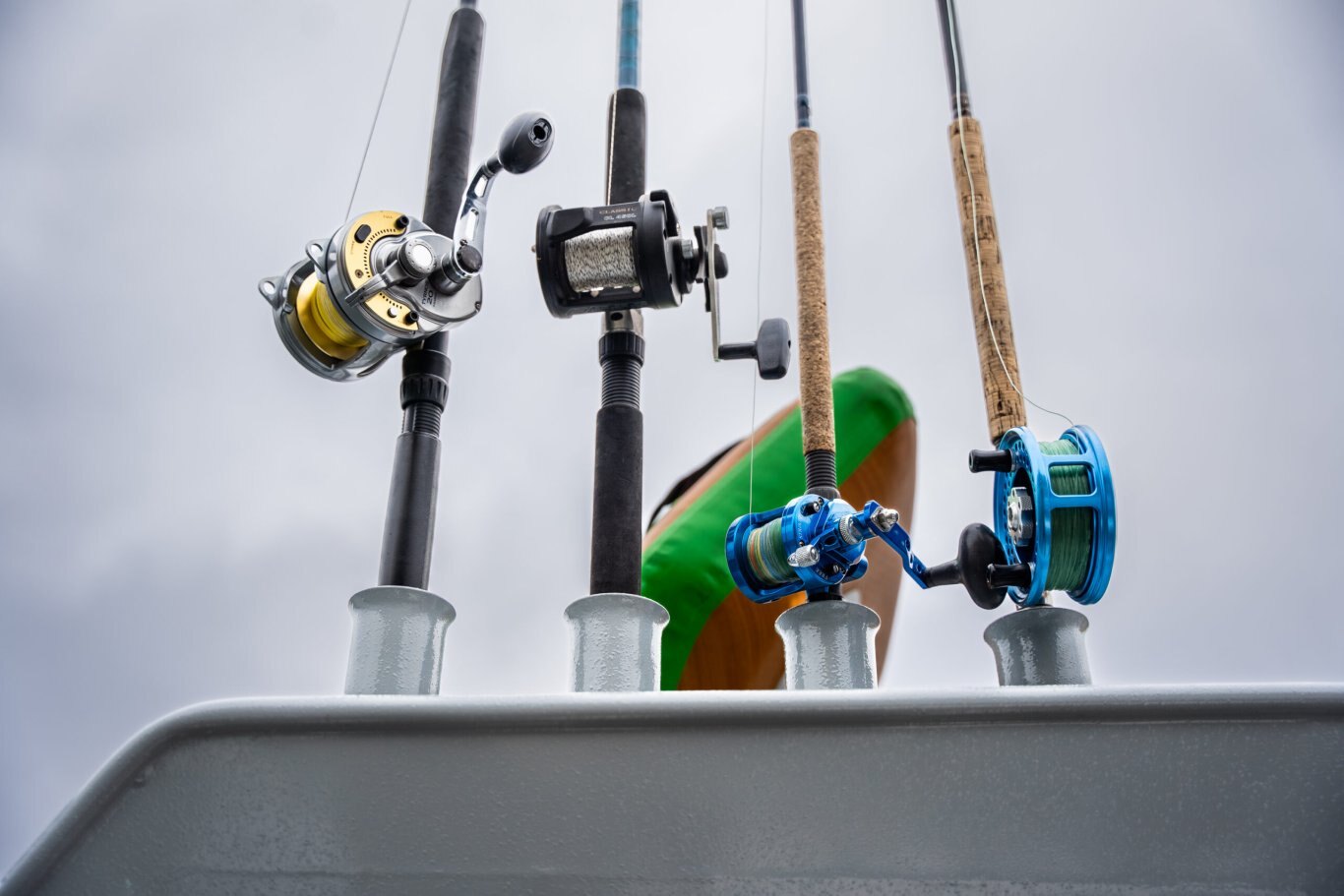 KingFisher 25 XAC with Twin F150XCB