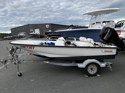 2004 Boston Whaler 130 Sport - Mercury 40 and Trailer.