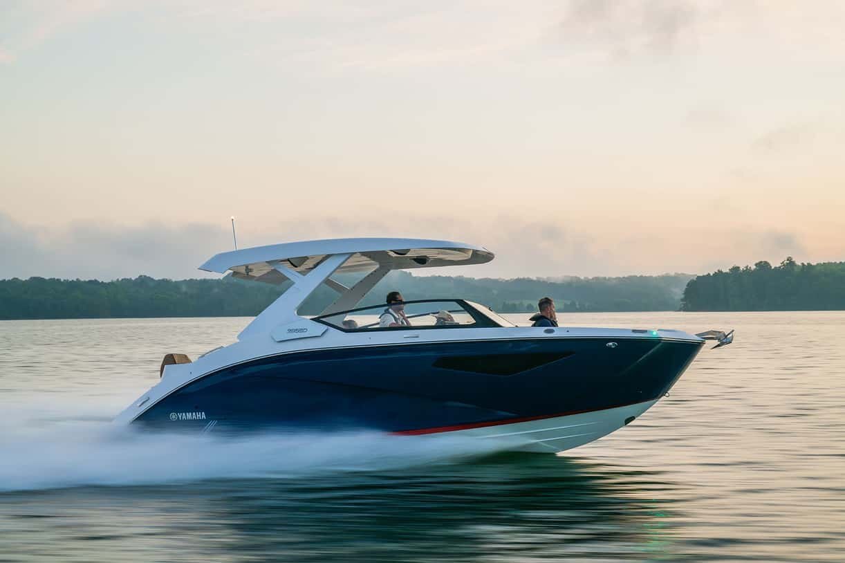 2026 Yamaha 295SD White