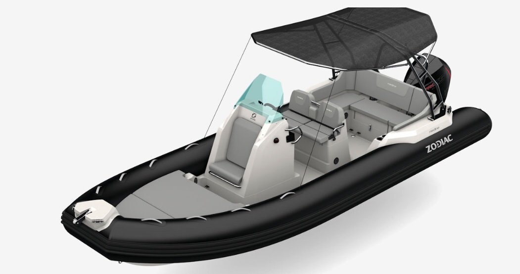 Zodiac MEDLINE 6.8 Black/White with Yamaha 250 and Load Rite trailer