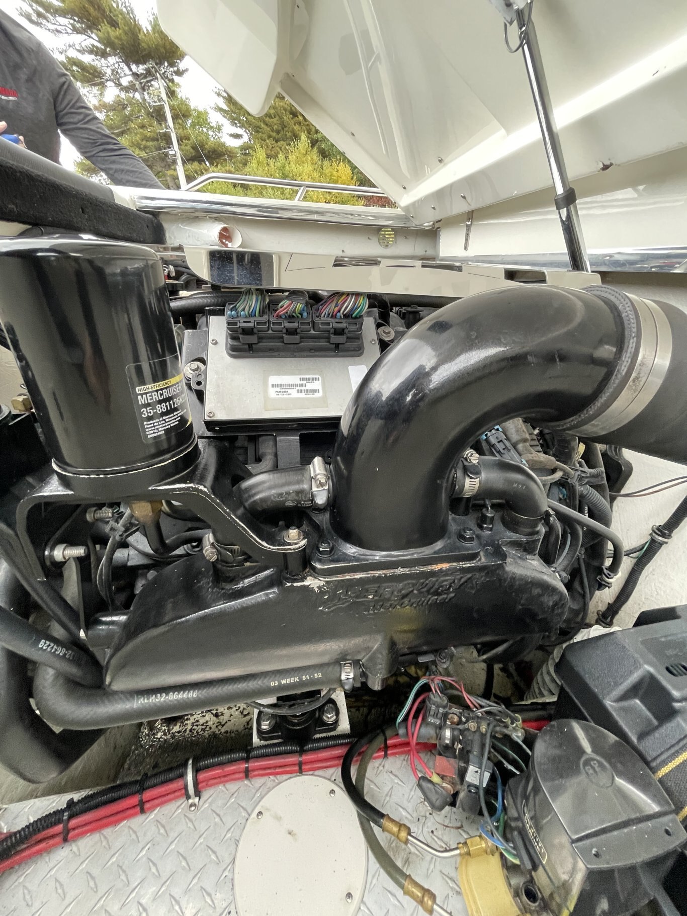 2004 Velocity Powerboats 260 with Mercruiser 496 MAG HO. (134 hours) and Aluminum Trailer