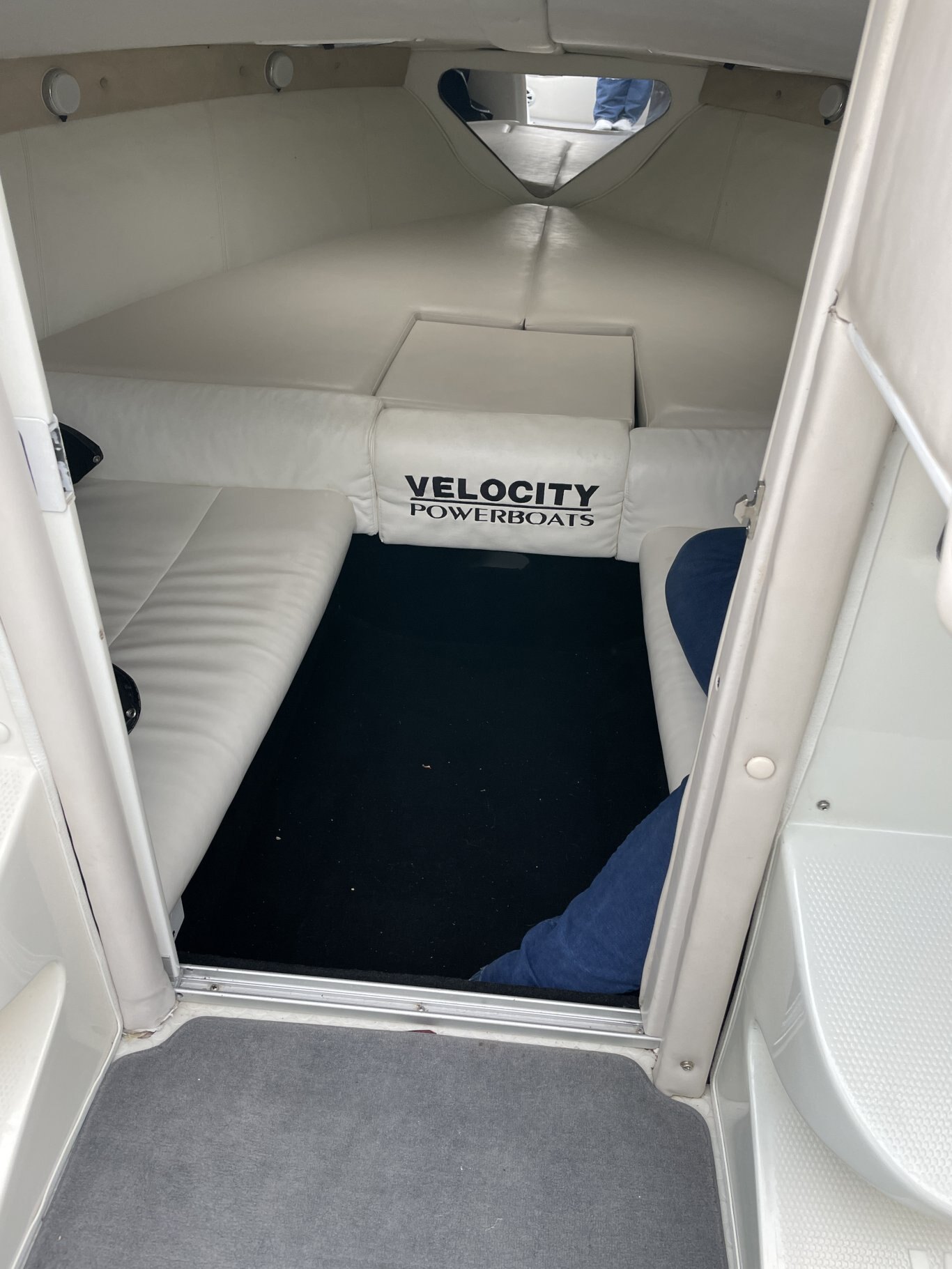 2004 Velocity Powerboats 260 with Mercruiser 496 MAG HO. (134 hours) and Aluminum Trailer