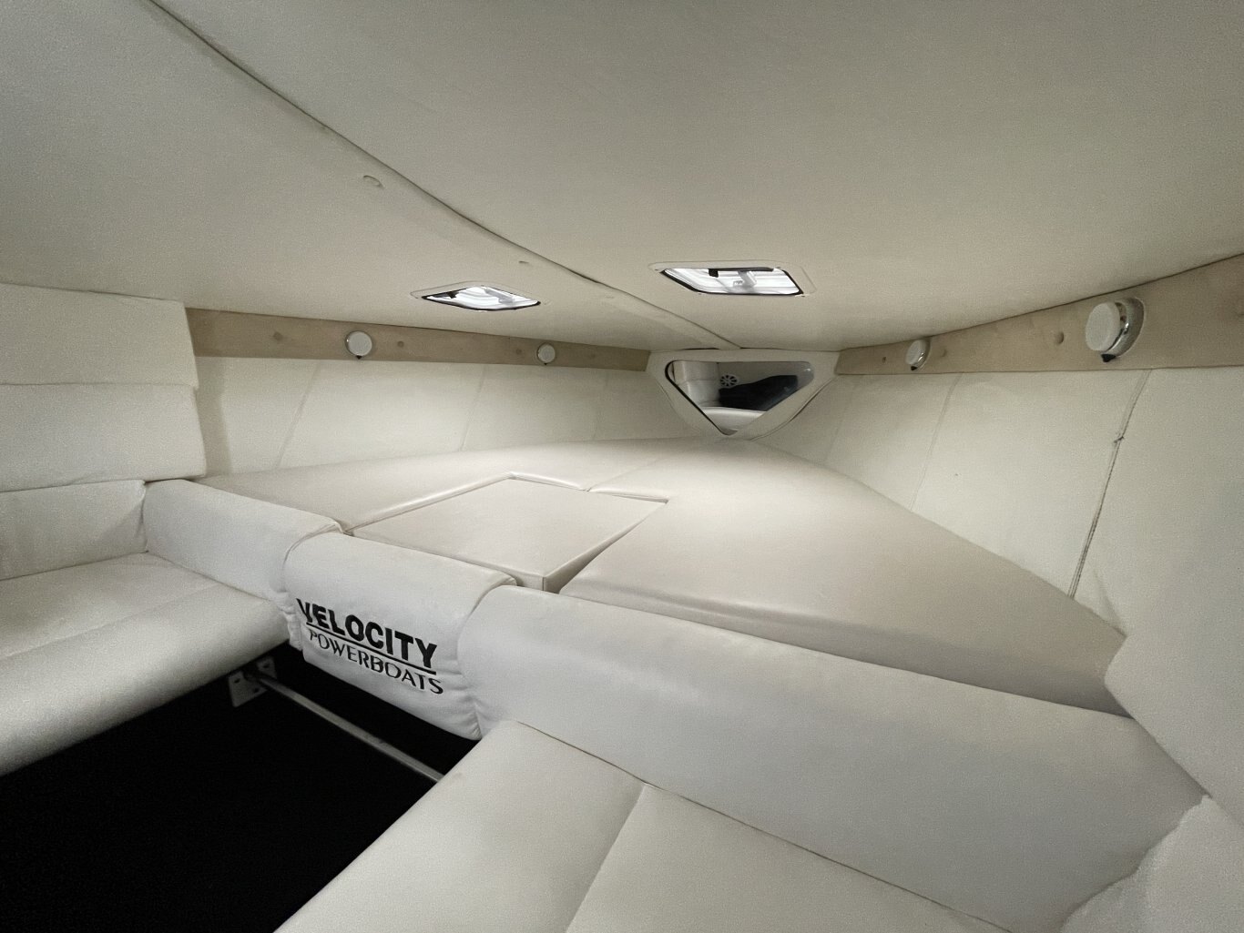 2004 Velocity Powerboats 260 with Mercruiser 496 MAG HO. (134 hours) and Aluminum Trailer