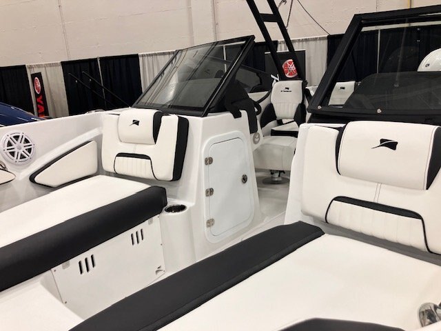 2026 Stingray 20SBX