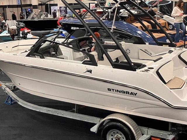 2026 Stingray 20SBX