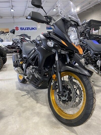 2025 SUZUKI V-STORM 650XT