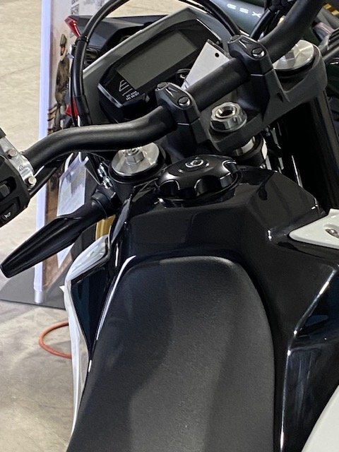 2025 SUZUKI DR Z4SM