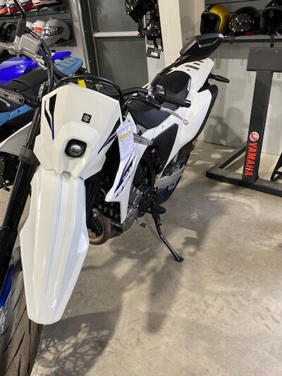 2025 SUZUKI DR-Z4SM