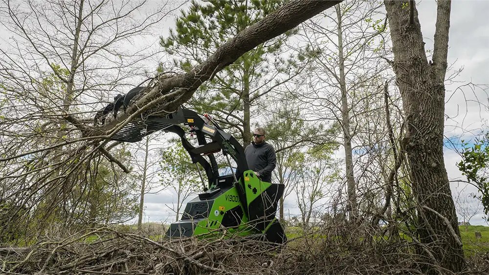 VIPER LOADER YANMAR DIESEL 25HP SELF LEVEL BOOM