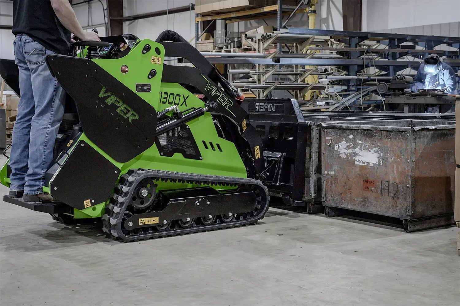 VIPER LOADER YANMAR DIESEL 25HP SELF LEVEL BOOM