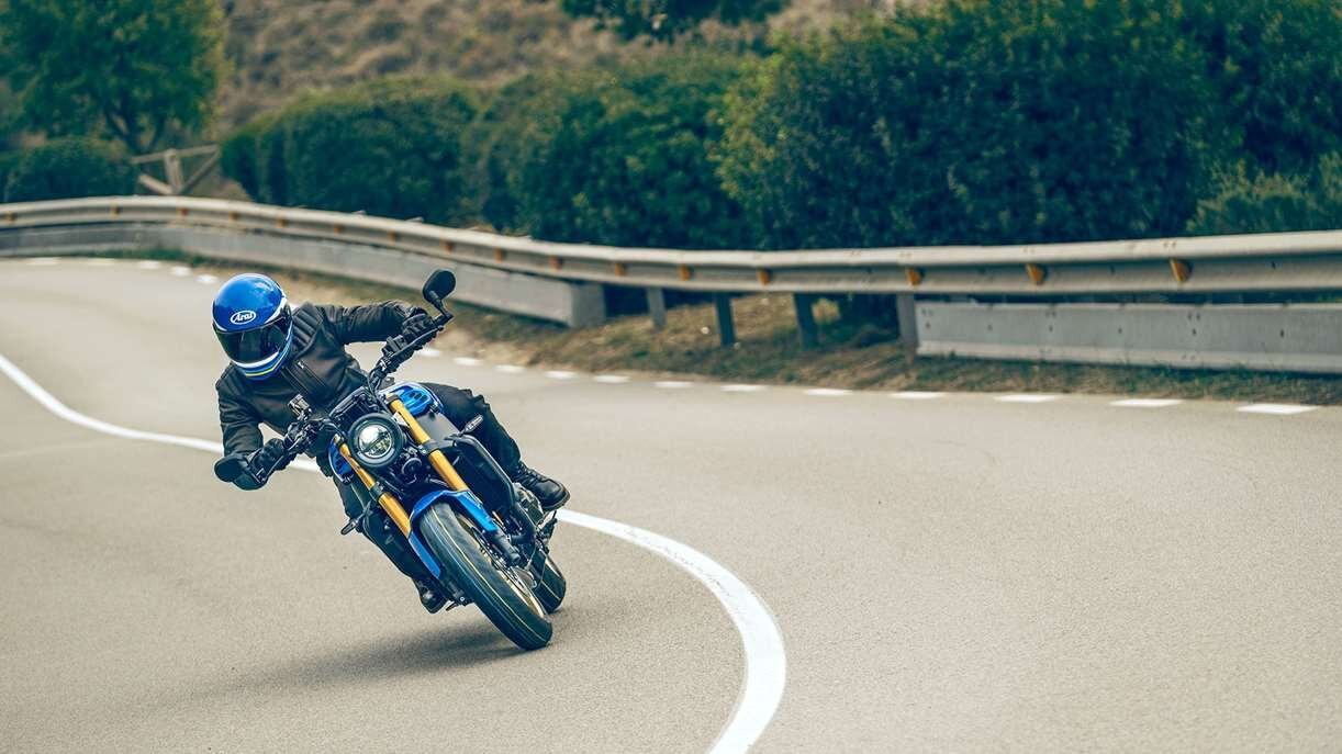 2022 Yamaha XSR900 Raven