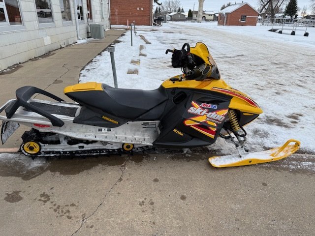 2004 SKI DOO SUMMIT X 800 144