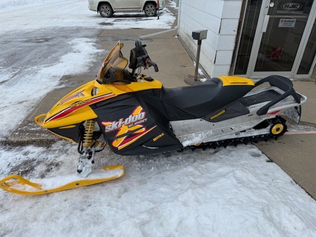 2004 SKI DOO SUMMIT X 800 144